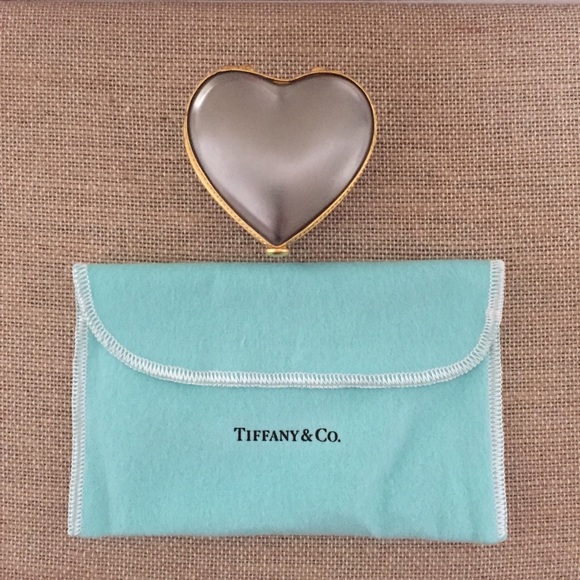 Tiffany & Co. Heart Limoges France Trinket Box - Picture 6 of 7